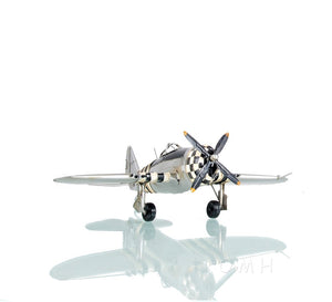 Homeroots C1943 Republic P-47 Thunderbolt Sculpture  Metal 401148