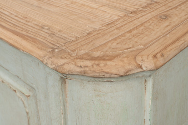 Sarreid Antique Whitewash Sideboard: Stylish 4-door Design With Natural Old Pine Top And Removable Shelves White  40116