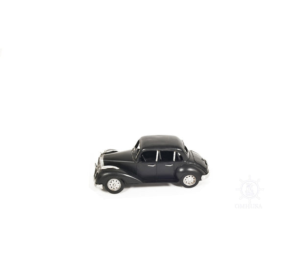 Homeroots 5" Gray Metal Hand Painted Model Car Tabletop Sculpture  Metal 401163