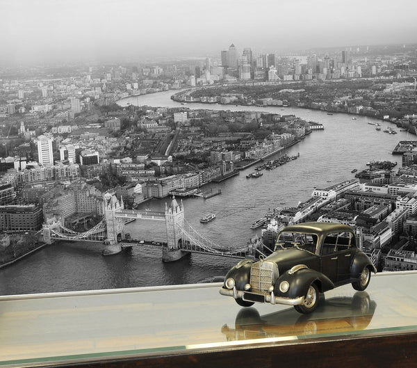 Homeroots 5" Gray Metal Hand Painted Model Car Tabletop Sculpture  Metal 401163