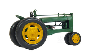 Homeroots C1935 John Deere Model B Tractor Sculpture  Metal 401164