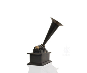 Homeroots C1901 Edison Standard Phonograph Replica Sculpture  Metal 401169