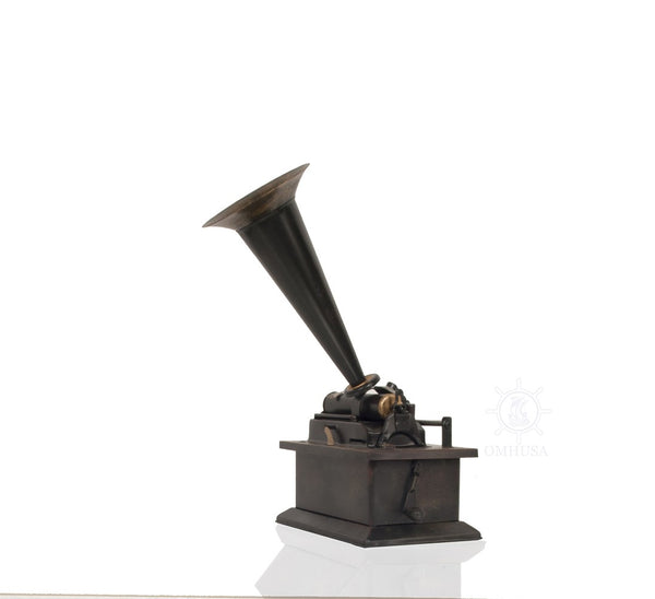 Homeroots C1901 Edison Standard Phonograph Replica Sculpture  Metal 401169