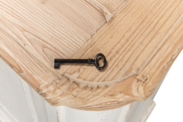 Sarreid Antique Whitewash Sideboard: Stylish 4-door Design With Natural Old Pine Top And Removable Shelves White  40116