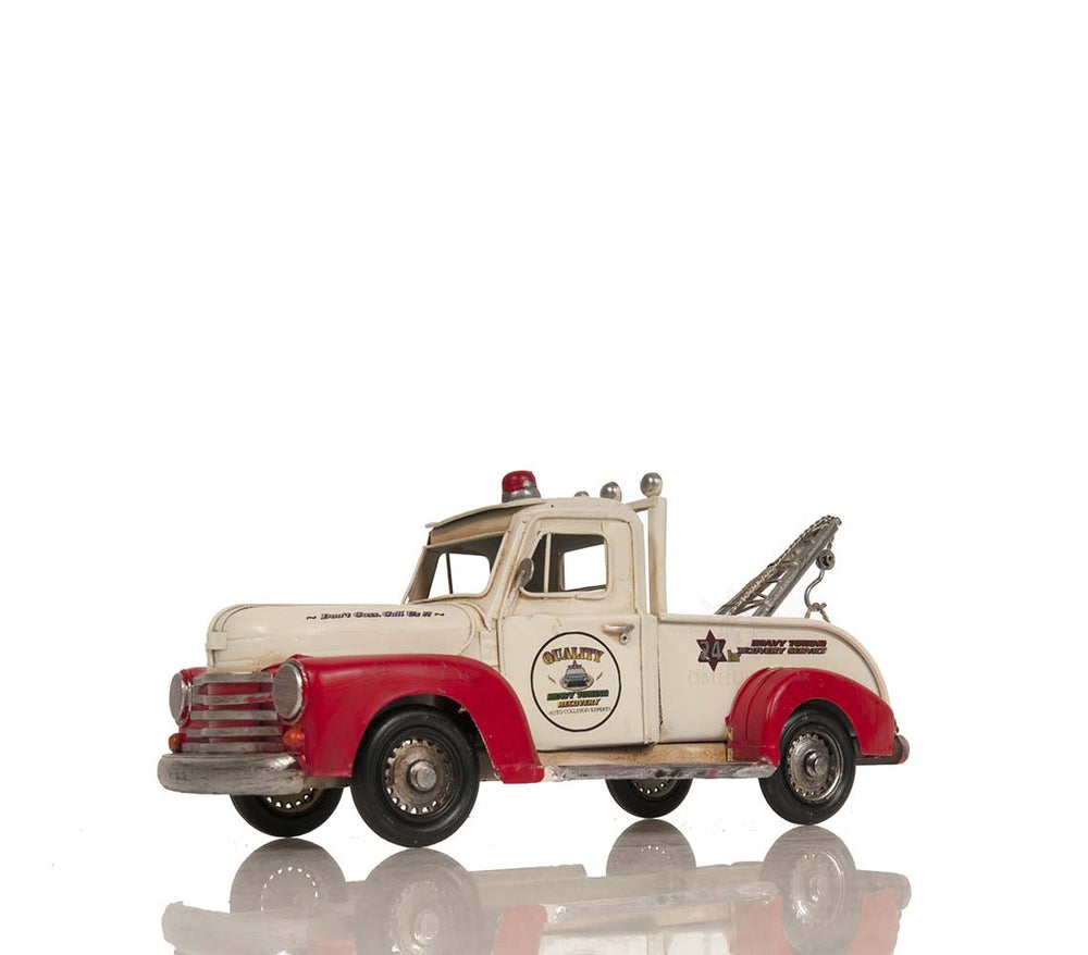 Homeroots Chevrolet Tow Truck Sculpture - Handcrafted Metal Replica With Vintage Charm For Auto Enthusiasts  Metal 401180