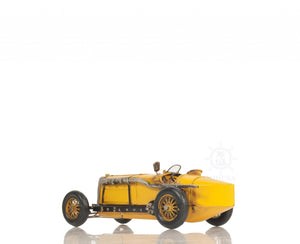 Homeroots Alfa Romeo P2 Classic Racing Car Sculpture - Handmade Metal Replica Of 1924 Automotive Masterpiece  Metal 401184