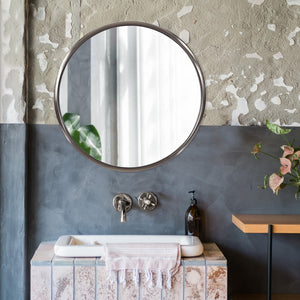 Homeroots 20" Silver Round Metal Framed Accent Mirror  Stainless Steel 401211