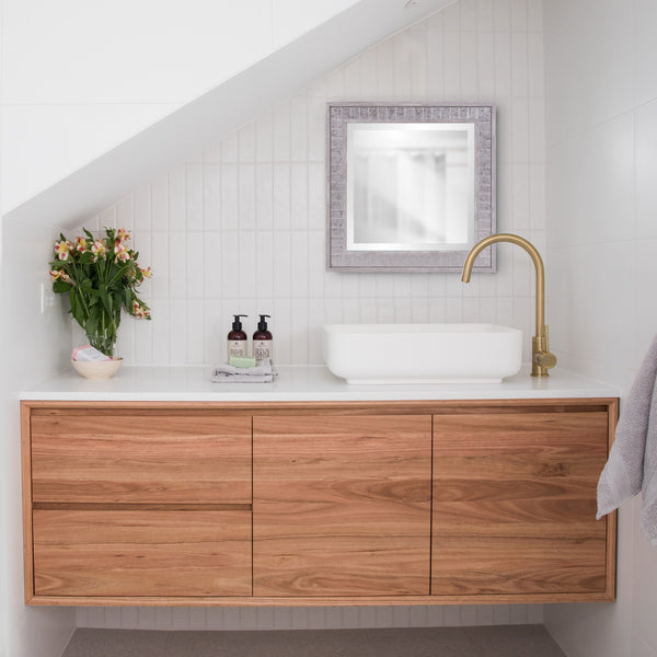 Homeroots Warm Gray Faux Wood Square Mirror  Polystyrene 401218