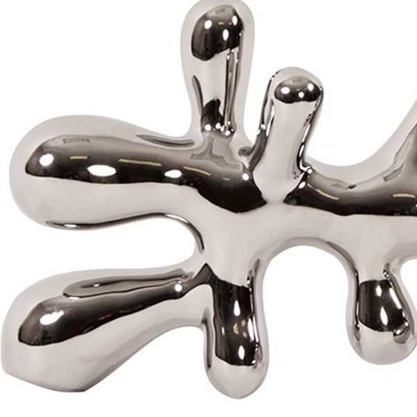 Homeroots 7" Silver Metal Tabletop Sculpture  Metal 401225