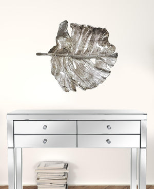 HomeRoots Set of Two Gray Aluminum Sculptures - Modern Wall Art for Contemporary Home Décor & Easy Display 401276