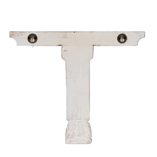 Homeroots 11" X 14" White And Natural Distressed Wood Corbel Style Wall Shelf  Solid And Manufactured Wood 401305