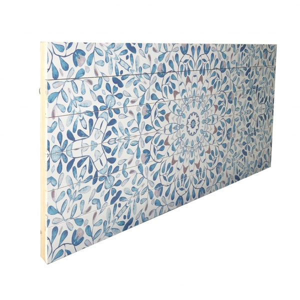HomeRoots 19" Shades of Blue Floral Medallion Wood Plank Wall Art - Rustic Charm for Coastal & Farmhouse Decor 401711