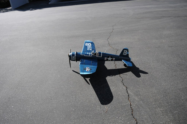 Homeroots C1942 F4u Corsair Large Sculpture  Metal 401764