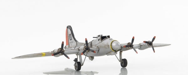 Homeroots C1938 Boeing B-17 Flying Fortress Sculpture  Metal 401767