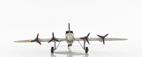 Homeroots C1938 Boeing B-17 Flying Fortress Sculpture  Metal 401767