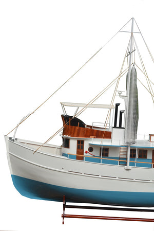 Homeroots Dickie Walker Xxxl Trawler Yacht Model  Solid Wood 401771
