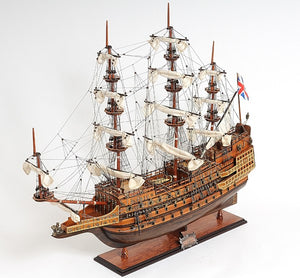 Homeroots 33" Wood Brown Sovereign Of The Seas Hand Painted Boat Sculpture  Solid Wood 401855