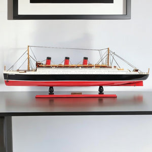 Homeroots 12" Black And Red Solid Wood Hand Painted Rms Queen Mary Large Model Boat  Solid Wood 401876