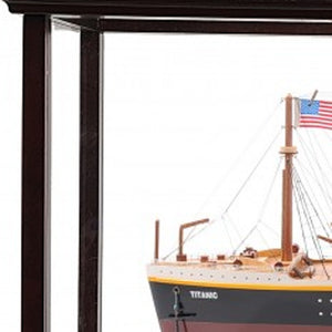 Homeroots 15" Black And Red Solid Wood Hand Painted 1912 Rms Titanic Large Display Case Model Boat  Solid Wood 401879