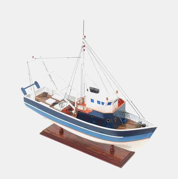 Homeroots 21" Blue And White 1797 La Confiance Boat Hand Painted Decorative Boat  Solid Wood 401939