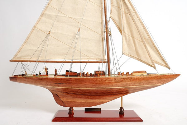 Homeroots 31" Wood Brown Endeavour Yacht Hand Painted Sculpture  Solid Wood 402008