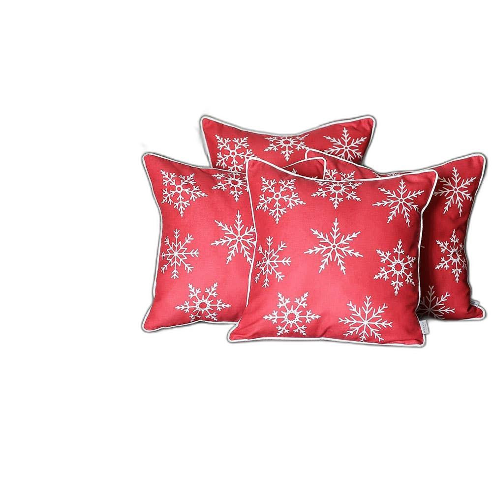 Homeroots Set Of 4 Red And White Snowflakes Throw Pillows   402354