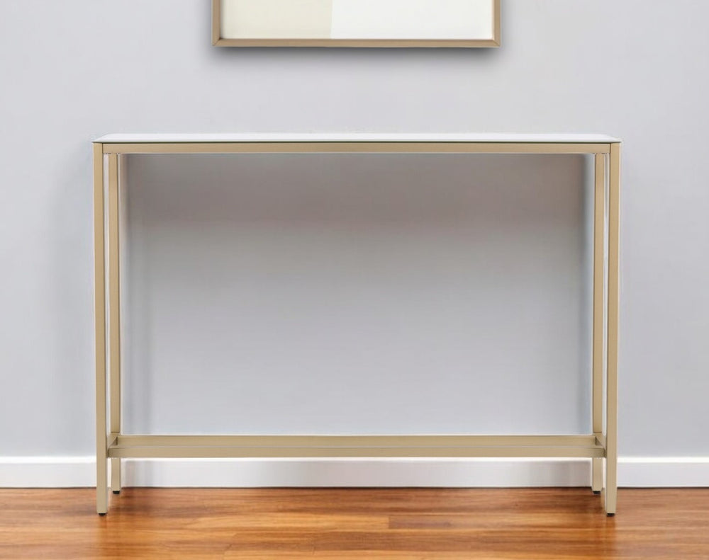 Homeroots 36" Silver And Gold Mirrored Glass Console Table   402365