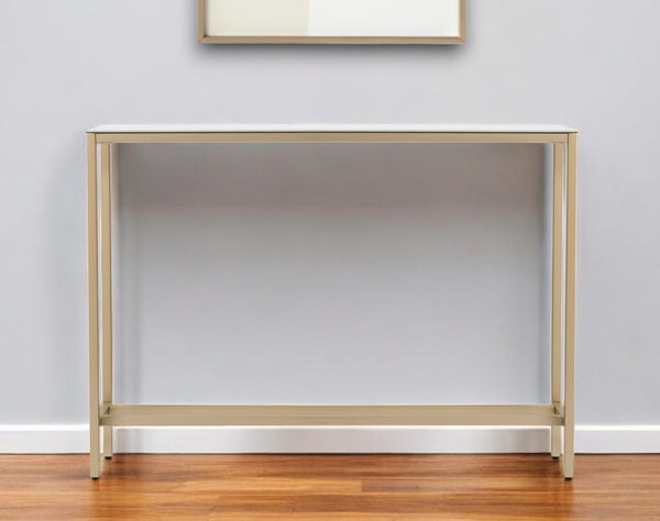 Homeroots 36" Silver And Gold Mirrored Glass Console Table   402365