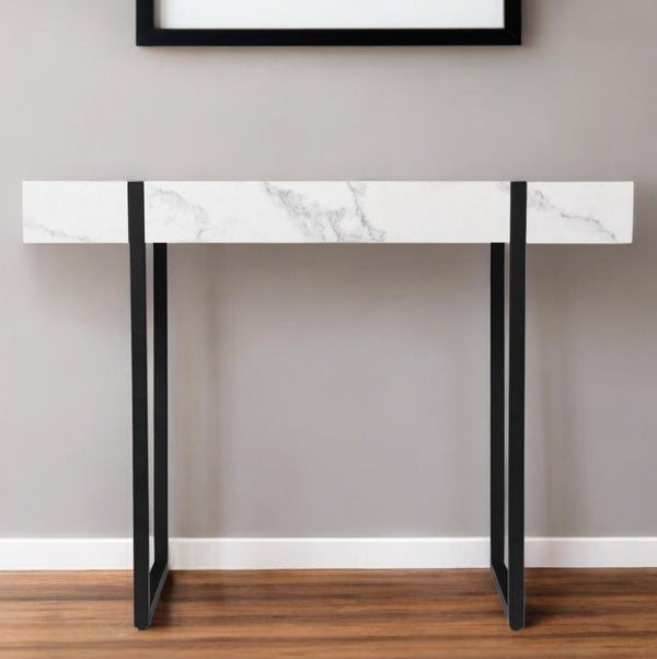 Homeroots 39" White And Black Faux Marble Sled Console Table   402414