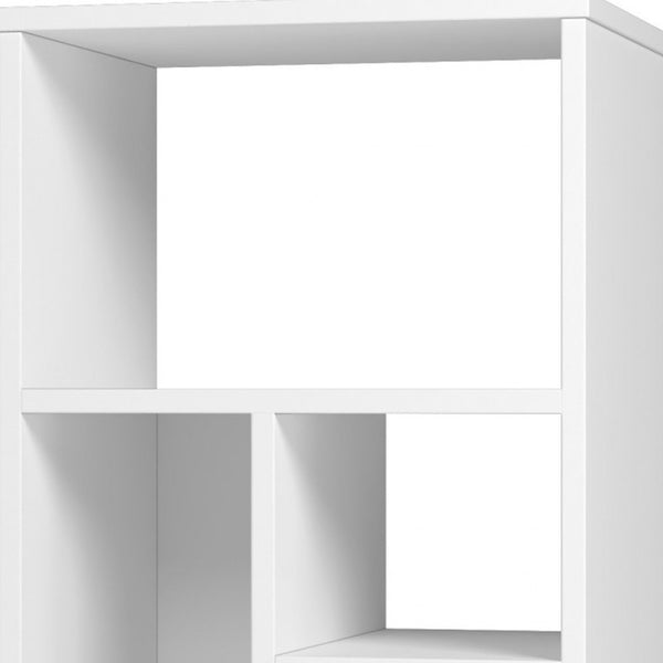 Homeroots Iko 43" White Modern Abstract Open Shelving Unit   403098