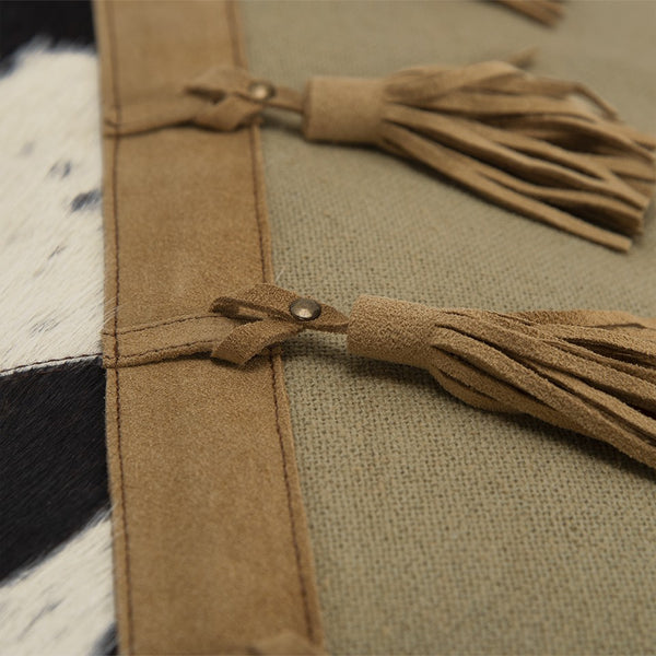 Homeroots Brown Tassel Embellished Decorative Throw Pillow   403338