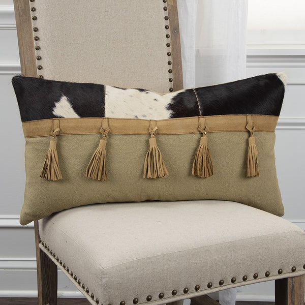 Homeroots Brown Tassel Embellished Decorative Throw Pillow   403338