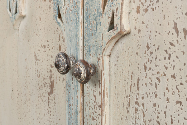 Sarreid Alambra Sideboard - Stylish Antiqued Blue Finish With 2 Removable Shelves For Versatile Storage Solutions White  40365