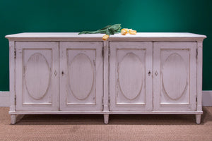 Sarreid Whitewash Ribbon Sideboard With Two Removable Shelves - Stylish Reclaimed Pine With Chic Finish White  40381