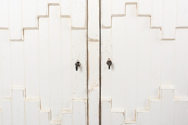 Sarreid Aztec Sideboard On Stand - Chic Whitewash Finish With 2 Removable Shelves For Stylish Storage White  40383