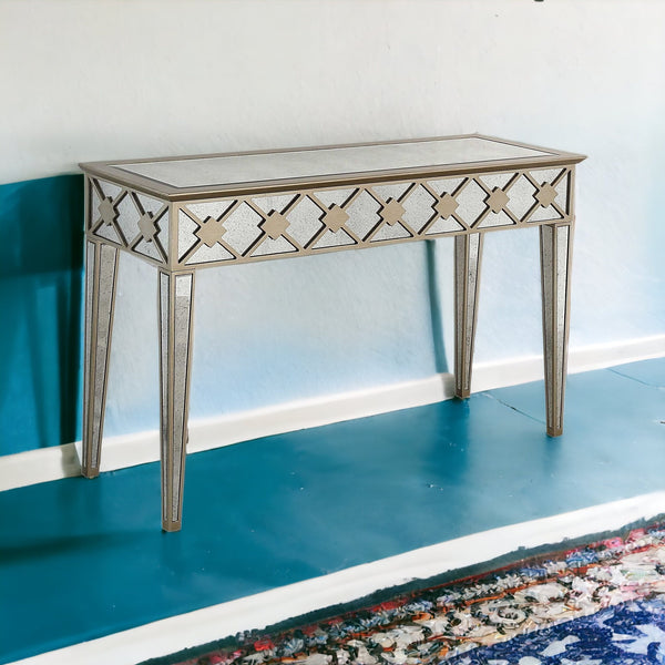 Homeroots 51" Gold And Silver Mirrored Glass Console Table   403848