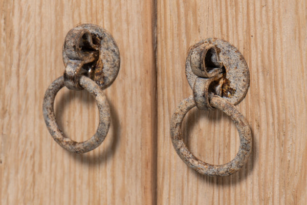 Sarreid Modern Sideboard With Removable Shelves - Stylish Reclaimed Pine Design With Antique Natural Finish White  40384