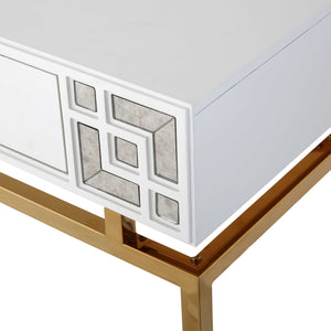 Homeroots 47" White And Gold Mirrored Console Table And Drawers   403866