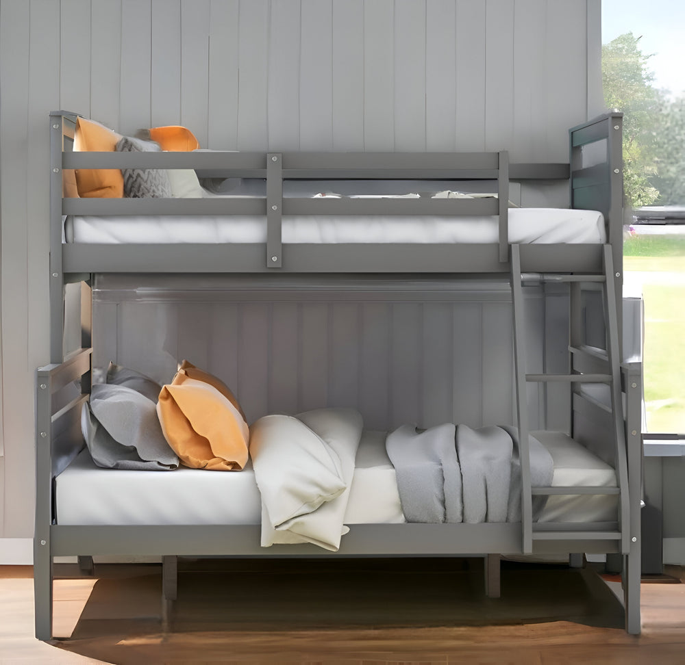 Homeroots Gray Twin Over Full Size Bunk Bed  Manufactured Wood And Solid Wood 403893