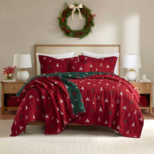 English Elm 3-Piece Queen Coverlet Set Matelassé Elegance with Two Shams — Soft Polyester-Rayon Texture, Durable Comfort Red 16.34 L x 14.57 W x 7.68 H B035P381283