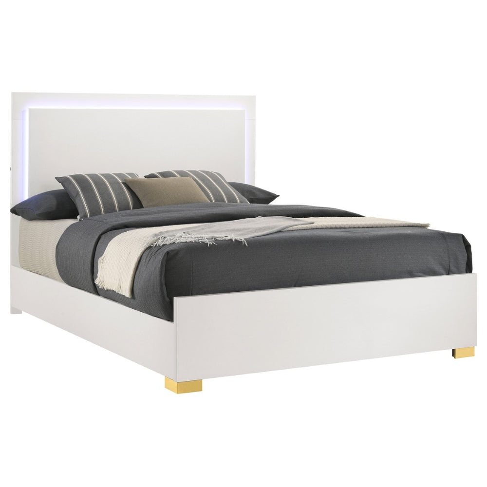 English Elm Jeremiah White Panel Eastern King Bed with Led Headboard and Gold Metal Feet B062S01751