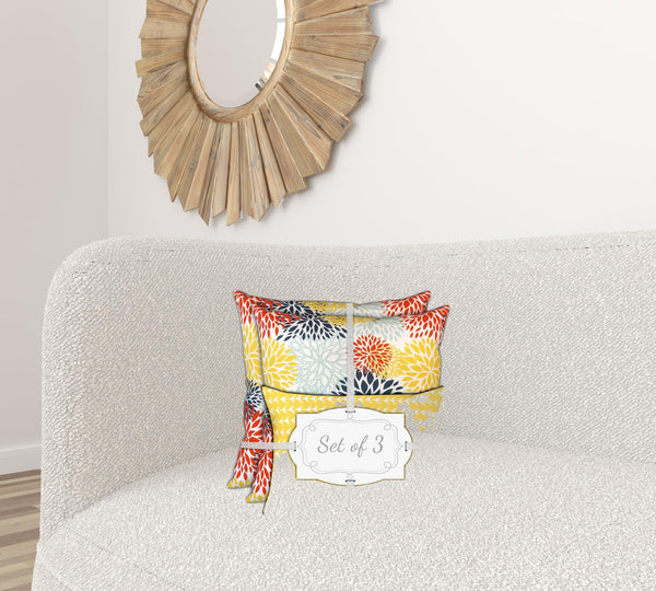 Homeroots Set Of Three 18" X 18" Seafoam And White Blown Seam Floral Throw Indoor Outdoor Pillow  Uv Protected Polyester 409623