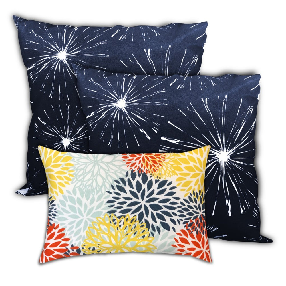 Homeroots Set Of Three 18" X 18" Seafoam And White Blown Seam Floral Throw Indoor Outdoor Pillow  Uv Protected Polyester 409652