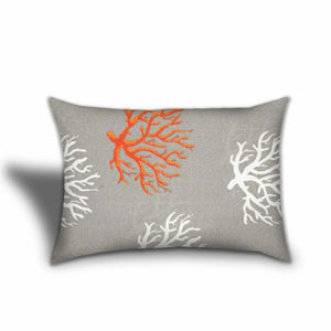Homeroots 18" X 18" Gray And White Zippered Floral Throw Indoor Outdoor Pillow  Uv Protected Polyester 409674