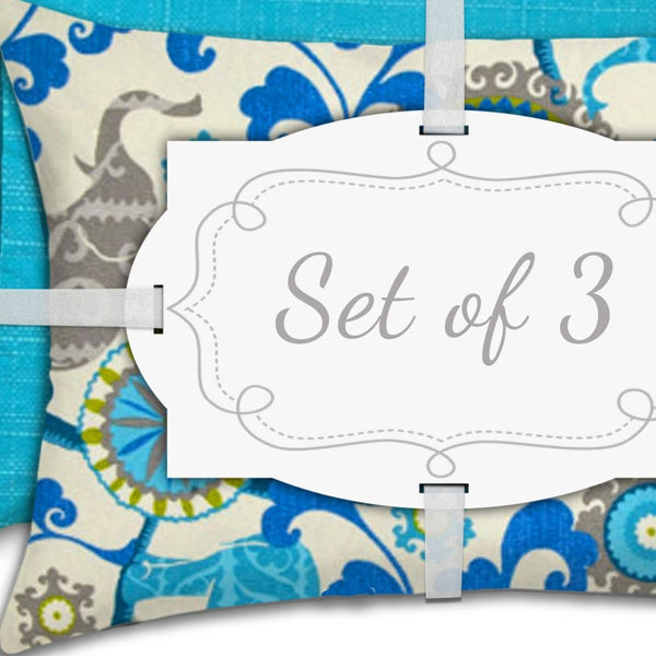 Homeroots Set Of Three 18" X 18" Gray And White Zippered Floral Throw Indoor Outdoor Pillow  Uv Protected Polyester 409704