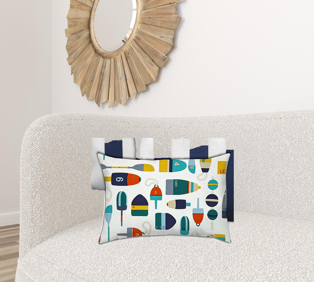 Homeroots Set Of Three 18" X 18" White And Green Zippered Striped Throw Indoor Outdoor Pillow  Uv Protected Polyester 409716