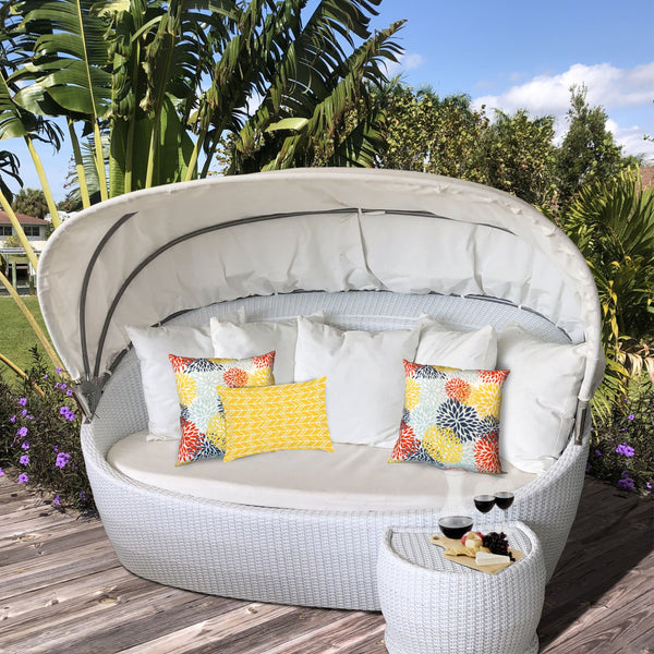 Homeroots Set Of Three 18" X 18" Seafoam And White Zippered Floral Throw Indoor Outdoor Pillow  Uv Protected Polyester 409739