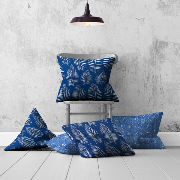 Homeroots Set Of Three 20" X 20" Blue And White Enveloped Coastal Throw Indoor Outdoor Pillow  100% Polyester 409791