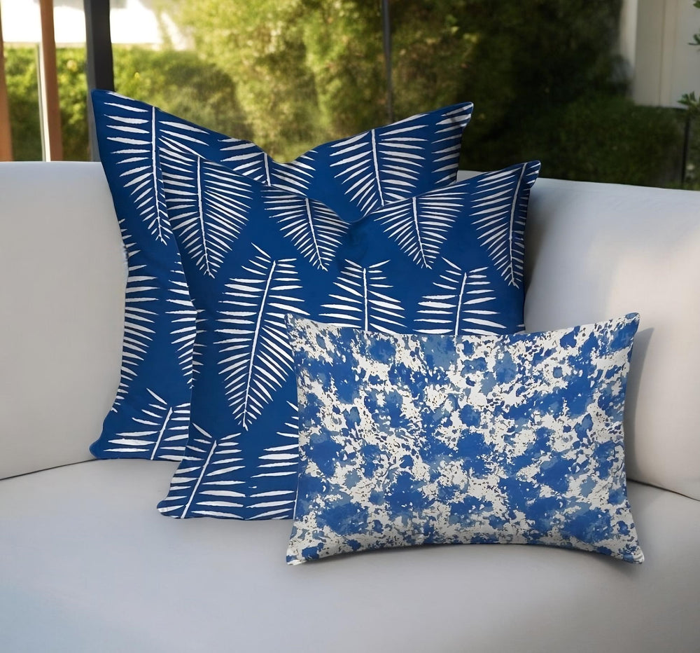 Homeroots Set Of Three 20" Blue And White Botanical Indoor Outdoor Throw Pillow   409794