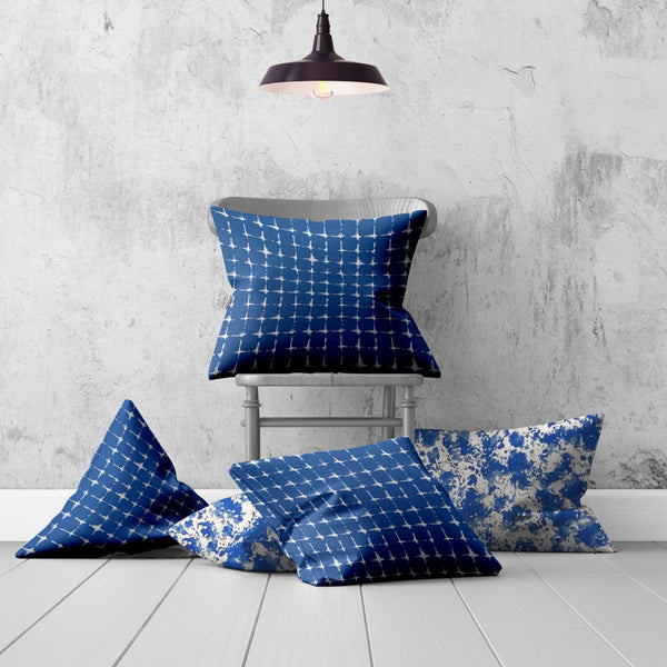 Homeroots Set Of Three 20" X 20" Blue And White Enveloped Coastal Throw Indoor Outdoor Pillow  100% Polyester 409831